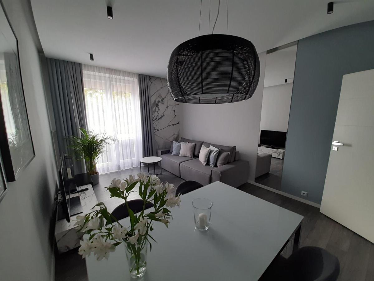 Apartament 63 Lägenhet Częstochowa Exteriör bild
