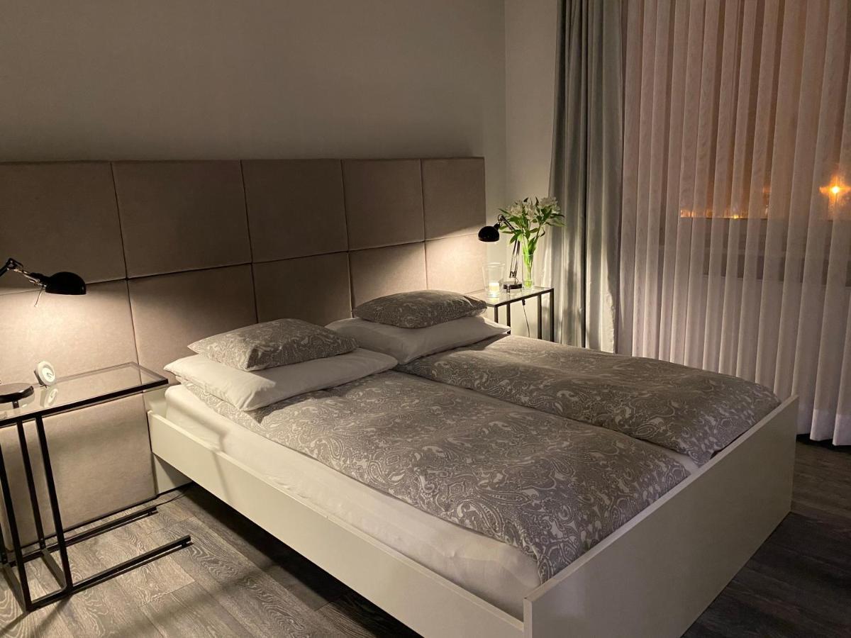 Apartament 63 Lägenhet Częstochowa Exteriör bild